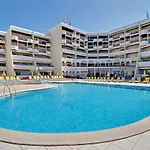 Albufeira Concept 1 With Pool By Homing Апартаменты Гия