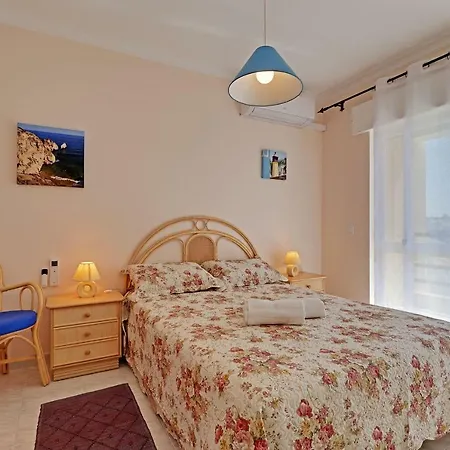 Albufeira Concept With Pool By Homing Apartment Guia (Faro)