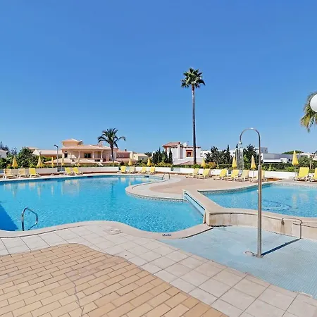Albufeira Concept With Pool By Homing Apartment